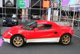 Autoworld Brussels: Expo 'Icons of the 90's'