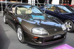Autoworld Brussels: Expo 'Icons of the 90's'