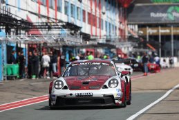 Ajith - RedAnt Racing - Porsche 911 GT3 Cup