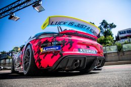 Q1 Trackracing - Porsche Cayman GT4 CS