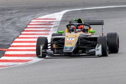Silverstone: Eurocup-3 in beeld gebracht