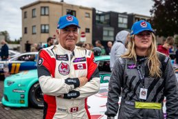 American Festival NASCAR Finals: De parade naar het Heldenplein in beeld gebracht