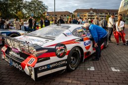 American Festival NASCAR Finals: De parade naar het Heldenplein in beeld gebracht