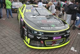 American Festival NASCAR Finals: De parade naar het Heldenplein in beeld gebracht