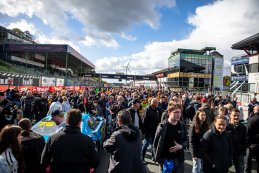 American Festival NASCAR Finals: De gridwalk van zaterdag in beeld gebracht