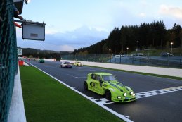 De 24h 2CV in beeld gebracht