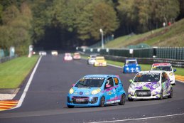 De 24h 2CV in beeld gebracht