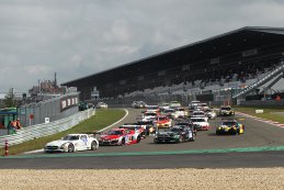 ADAC Qualifying Race 24h Nürburgring in beeld gebracht