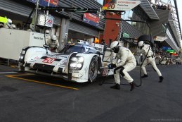Porsche Team - Porsche 919 Hybrid