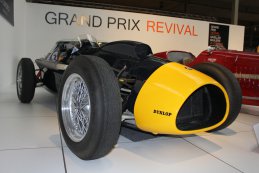 Presentatie Grand Prix Revival Nivelles Baulers in Autoworld Brussels