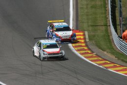 Spa: De WTCC-races in beeld gebracht