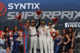 Syntix Superprix: Beelden van de Super GT Divisie