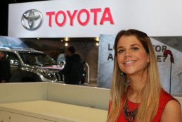 vrouwelijk schoon European Motor Show Brussels 2015