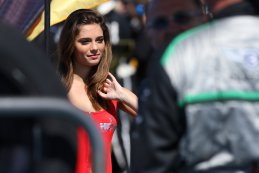2015 Blancpain Sprint Series Nogaro grid girl