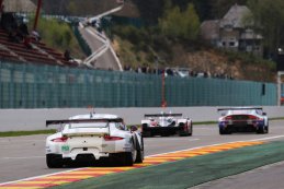 Porsche 911 RSR - Team Manthey