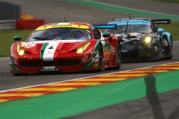 AF Corse - Ferrari 458 Italia vs. Dempsey-Proton Racing - Porsche 911 RSR