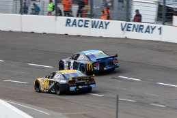 Eddie Cheever III - Caal Racing - Chevrolet SS vs. Roberto Benedetti - Double T by DAV Racing - Chevrolet SS