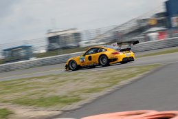 Schütz Motorsport Porsche 911 GT3 R
