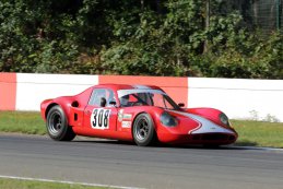 Chevron B8