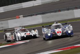 Toyota TS040 Hybrid - Porsche 919 Hybrid