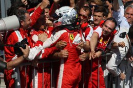 Sebastian Vettel viert F1 GP Italië 2015