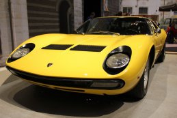 Lamborghini Miura P400 SV