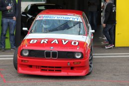 BMW E30 325i