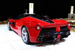 Ferrari LaFerrari Aperta