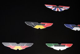 Aston Martin logo's