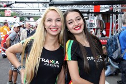 Strakka Racing girls