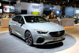 Opel Insignia GSi