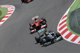 Lewis Hamilton (Mercedes) - Felipe Massa (Ferrari)