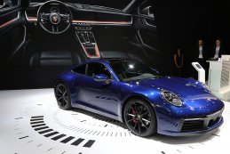 Porsche 911 (992)