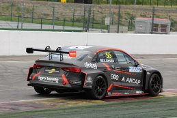 Santiago Urrutia - Audi RS3 LMS