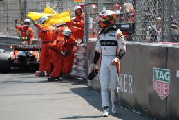 Crash Stoffel Vandoorne - McLaren