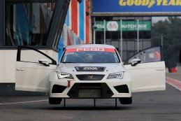Ferry Monster Autosport - Cupra TCR
