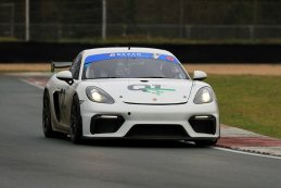 Q1 Trackracing - Porsche Cayman GT4