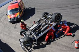 Snelle interventie van Race Rescue bij een crash te Venray