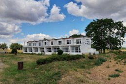 Circuit Reims-Gueux - pitgebouw