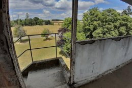 Circuit Reims-Gueux - zicht van op pitgebouw