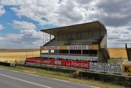 Circuit Reims-Gueux - pitgebouw