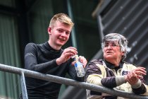 Robbe Janssens aan de start van de European GT Lite Challenge