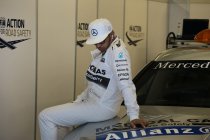 Mercedes stelt nieuwe F1-bolide op originele wijze voor