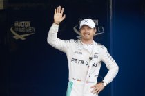 Hongarije: Rosberg grijpt de pole na chaotische sessie