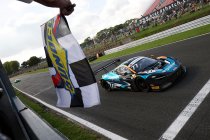 Brands Hatch: Enduro Motorsport wint na dramatisch slot