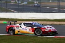 24H Nürburgring: Na 22H: Ferrari met voordeel op BMW richting eindsprint