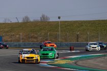 Assen: dubbelslag voor Flynt Schuring in de BMW Racing Cup