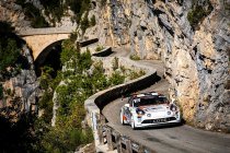 Ciamin stunt met Alpine in Antibes