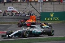 China: Hamilton neemt revanche - Verstappen fenomenaal