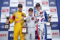 FIA F3: Silverstone: Felix Rosenqvist en George Russell eerste winnaars van het jaar